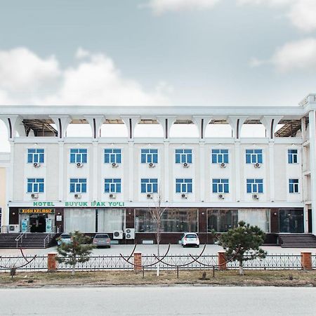 Buyuk Ipak Yo'Li Hotel Наманган Экстерьер фото