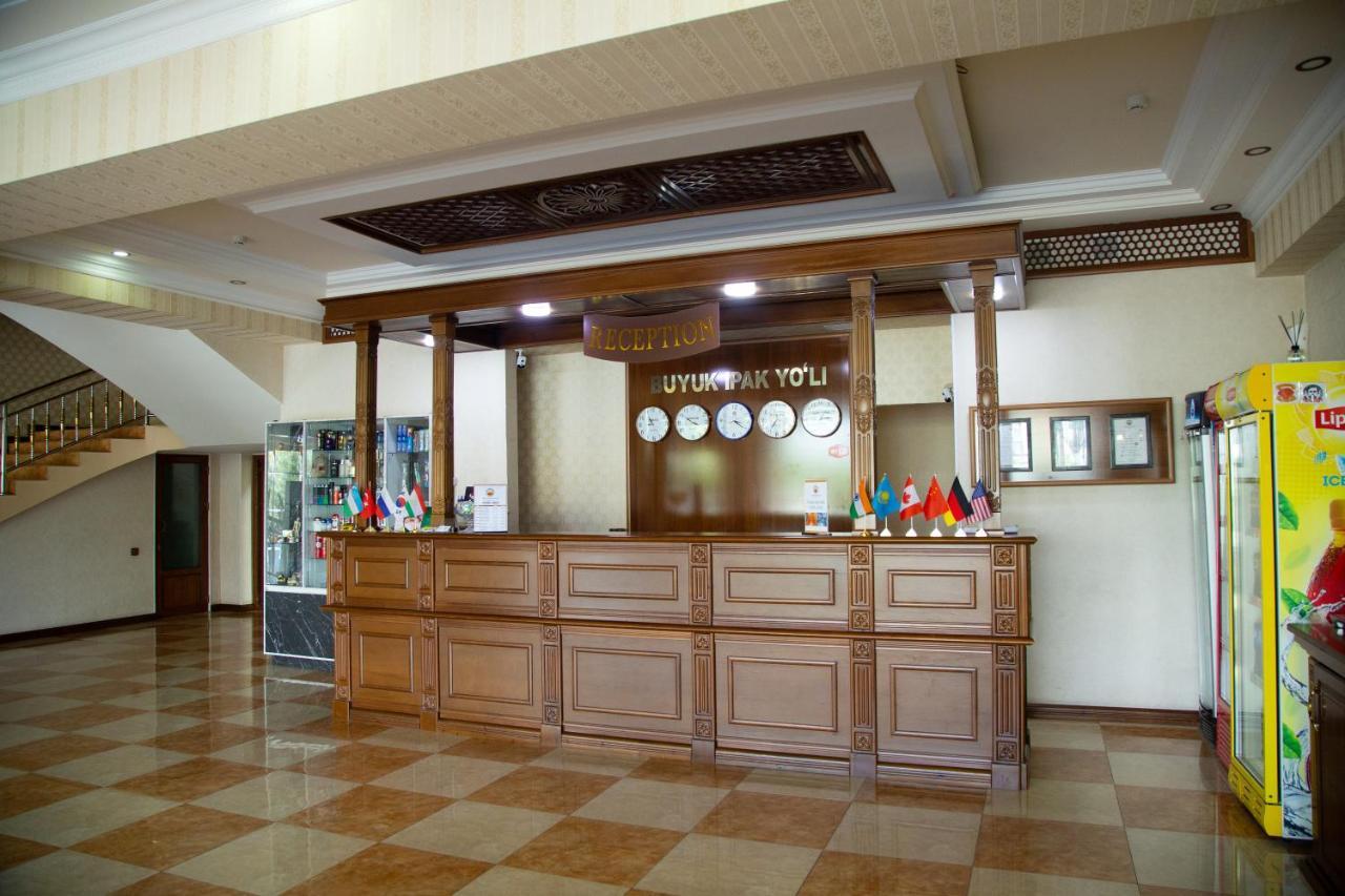 Buyuk Ipak Yo'Li Hotel Наманган Экстерьер фото